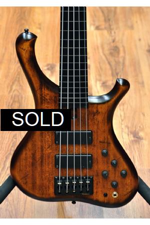Marleaux Consat SE Anniversary 5 string Fretless Limited Edition Old Violin Aged Spruce top Serial #2629 Marleaux Consat SE Anniversary 5 string Fretless Limited Edition Old Violin Aged Spruce top Serial #2629